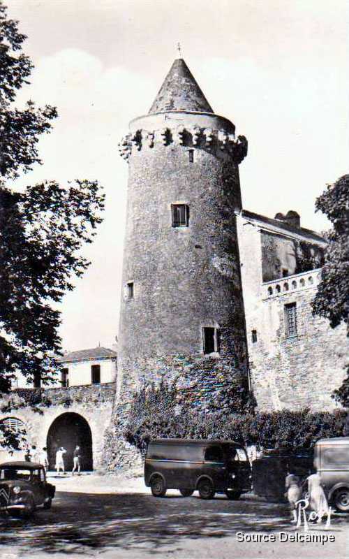 44 Pornic Place du chateau.jpg